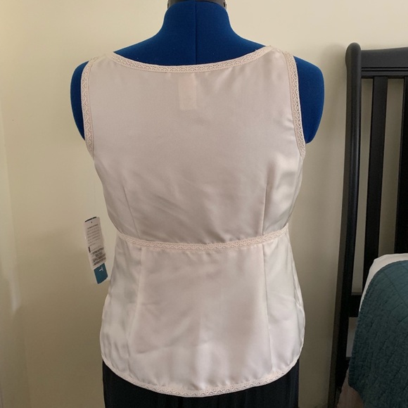 NWT Nine West Cream Printed Button Cami Silk Top - Picture 3 of 7